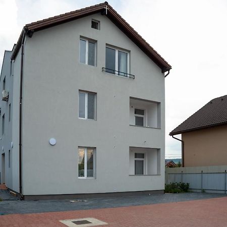Solomon Apartments Ap 2 Sîngeorgiu de Mureş Exteriör bild